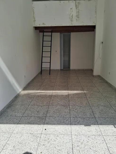 Foto 1 de Ponto Comercial para alugar em Jardim Ester, São Paulo