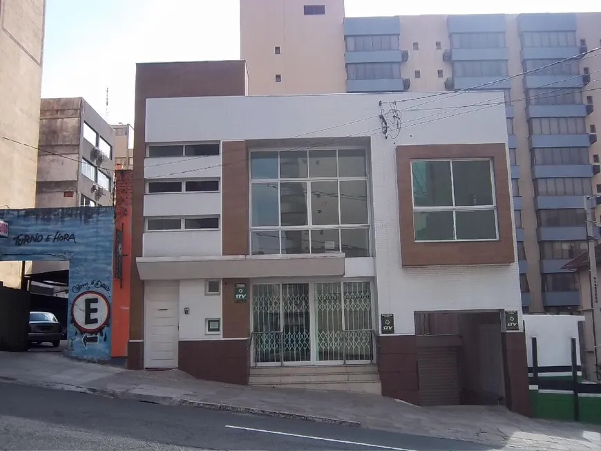 Foto 1 de Ponto Comercial para alugar, 85m² em Independência, Porto Alegre