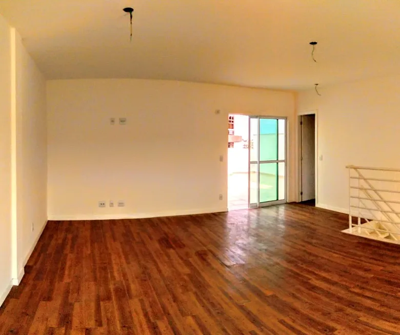 Foto 1 de Apartamento com 3 Quartos à venda, 110m² em Jardim Liú, Juiz de Fora