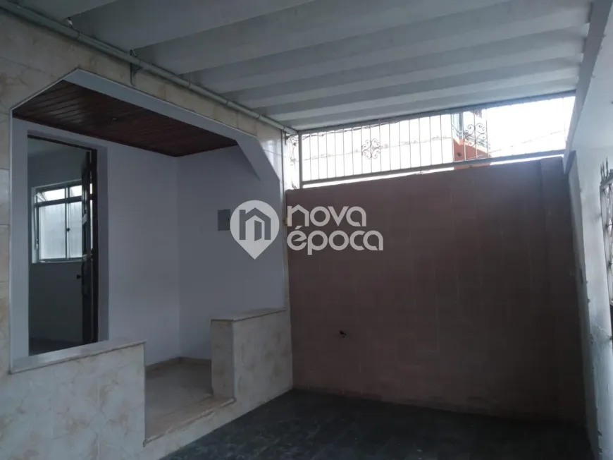 Foto 1 de Casa com 2 Quartos à venda, 120m² em Olaria, Rio de Janeiro