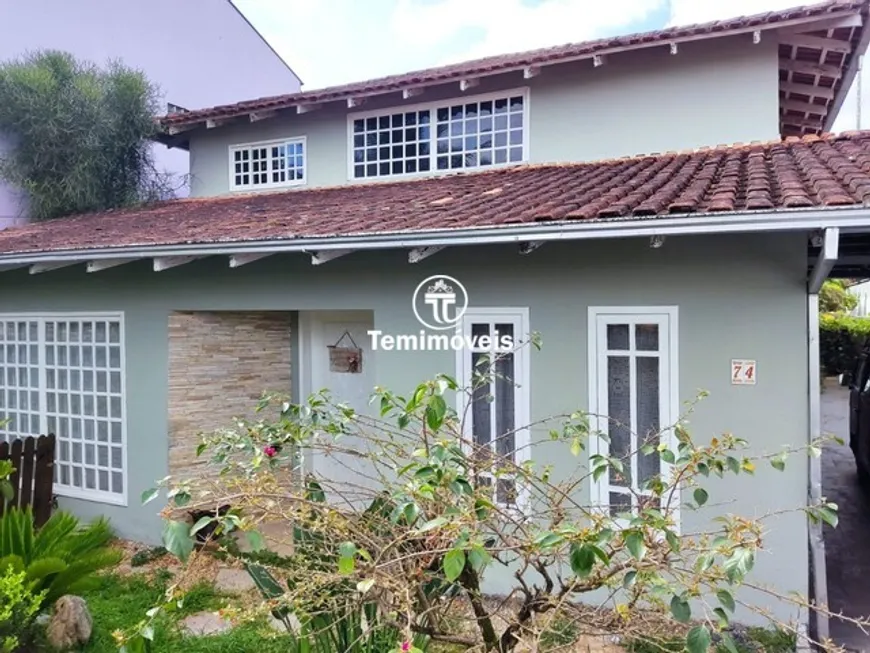 Foto 1 de Casa com 6 Quartos à venda, 360m² em Bom Retiro, Joinville