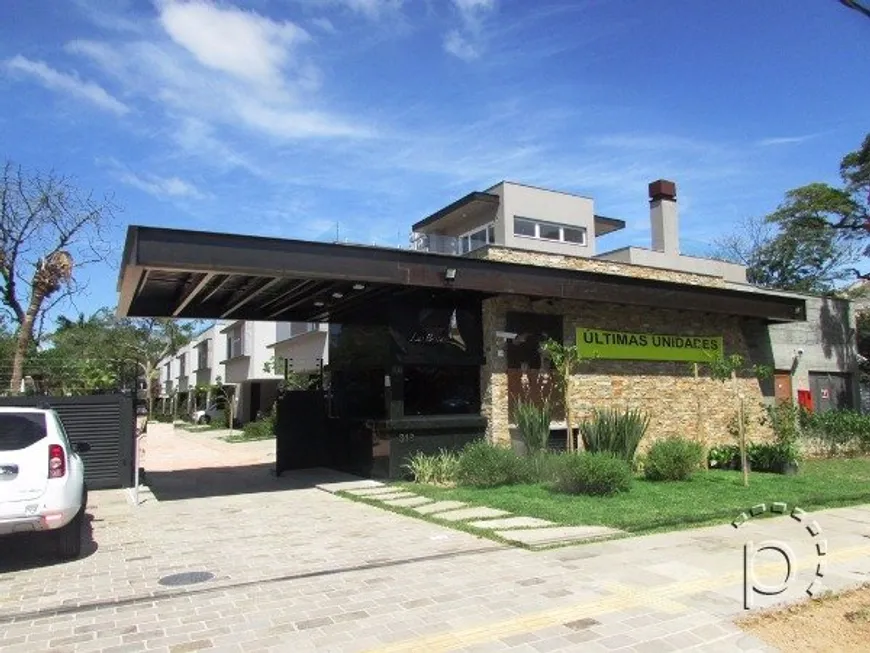 Foto 1 de Casa de Condomínio com 3 Quartos à venda, 507m² em Tristeza, Porto Alegre