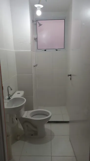 Foto 1 de Apartamento com 2 Quartos para alugar, 45m² em Guaratiba, Rio de Janeiro