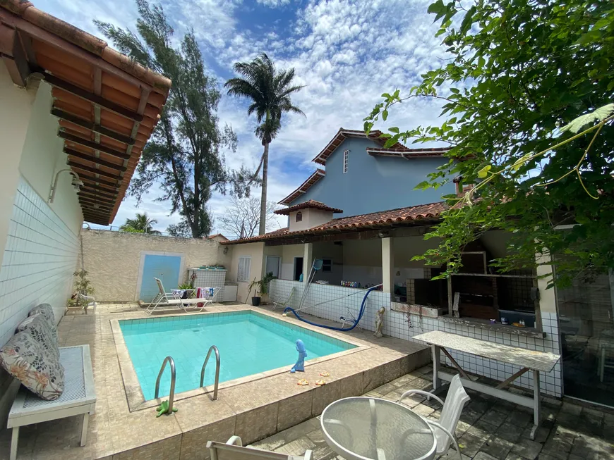 Foto 1 de Casa com 6 Quartos para venda ou aluguel, 451m² em Jardim Excelsior, Cabo Frio