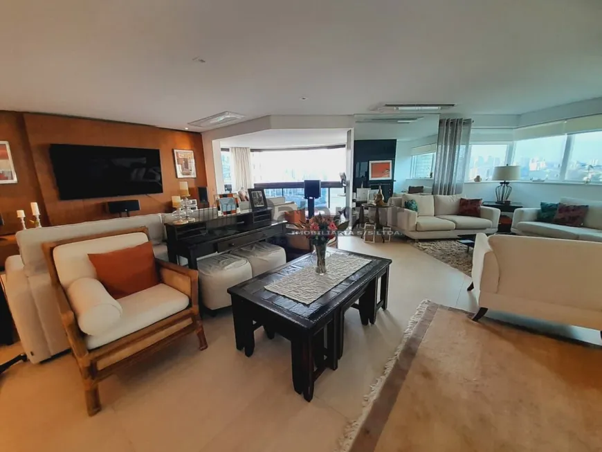 Foto 1 de Apartamento com 3 Quartos à venda, 288m² em Paraíso do Morumbi, São Paulo