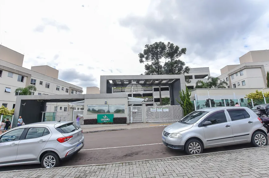 Foto 1 de Apartamento com 2 Quartos à venda, 39m² em Santo Antônio, São José dos Pinhais