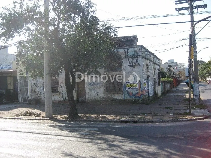 Foto 1 de Lote/Terreno à venda, 300m² em Cristal, Porto Alegre