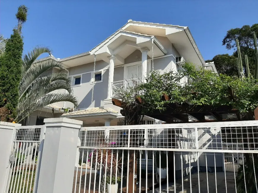 Foto 1 de Casa com 4 Quartos à venda, 200m² em Santa Mônica, Florianópolis
