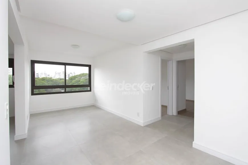 Foto 1 de Apartamento com 2 Quartos para alugar, 65m² em Passo D areia, Porto Alegre