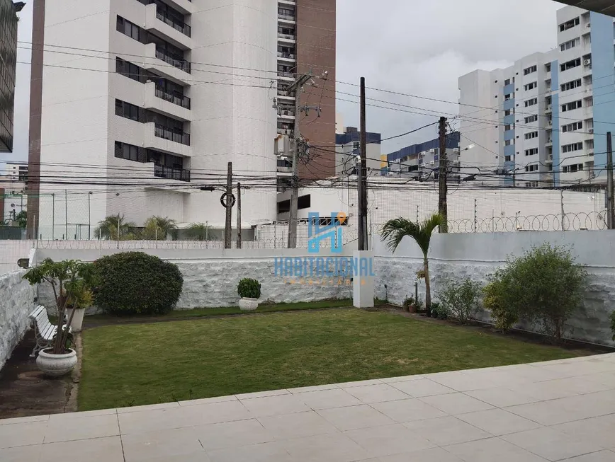 Foto 1 de Apartamento com 3 Quartos à venda, 140m² em Barro Vermelho, Natal