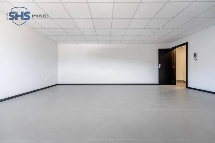 Foto 1 de Sala Comercial para venda ou aluguel, 42m² em Ponta Aguda, Blumenau