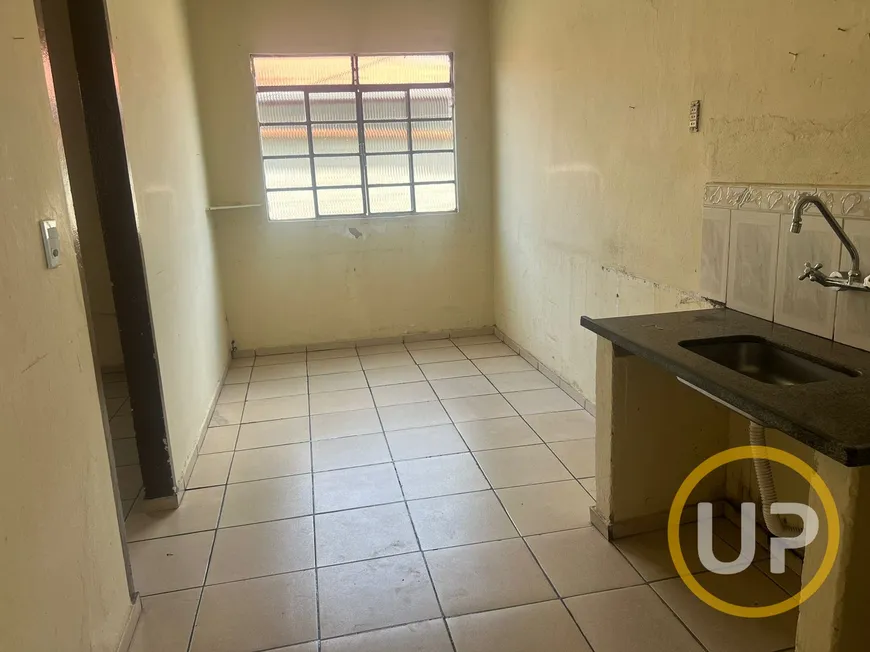 Foto 1 de Casa com 2 Quartos para alugar, 90m² em Aranha, Brumadinho