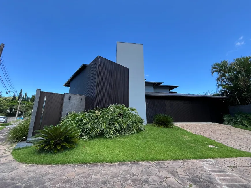 Foto 1 de Casa com 6 Quartos à venda, 419m² em Pio Correa, Criciúma