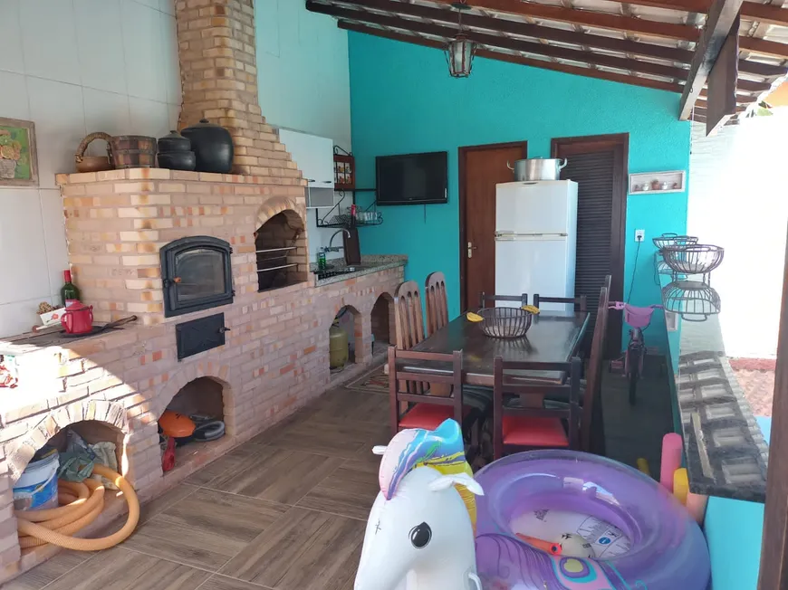 Foto 1 de Casa com 3 Quartos à venda, 330m² em Vilatur, Saquarema