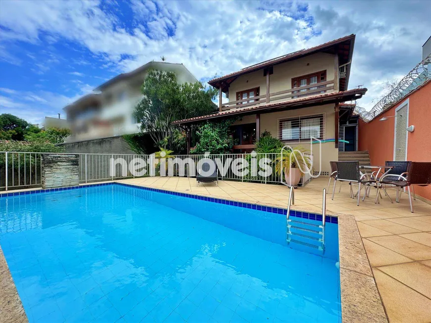 Foto 1 de Casa com 3 Quartos à venda, 337m² em Mata da Praia, Vitória