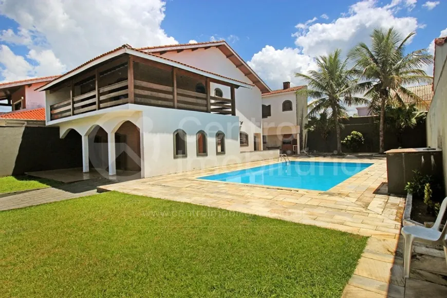 Foto 1 de Casa com 4 Quartos à venda, 286m² em Jardim Marcia, Peruíbe