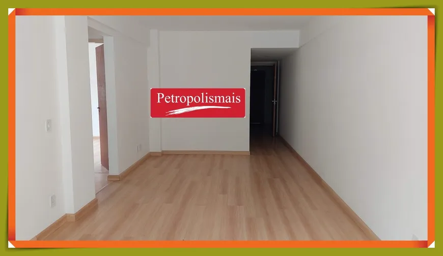 Foto 1 de Apartamento com 2 Quartos à venda, 74m² em Quitandinha, Petrópolis