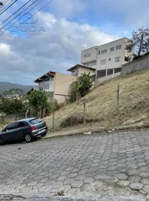 Foto 1 de Lote/Terreno à venda, 650m² em Trindade, Florianópolis