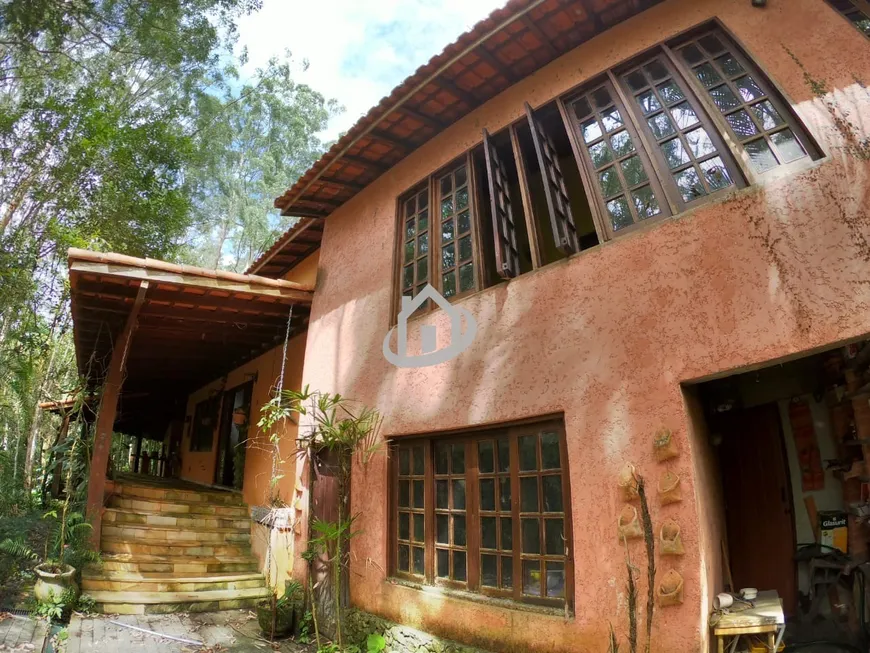 Foto 1 de Casa de Condomínio com 3 Quartos à venda, 363m² em Jardim Itatiaia, Embu das Artes