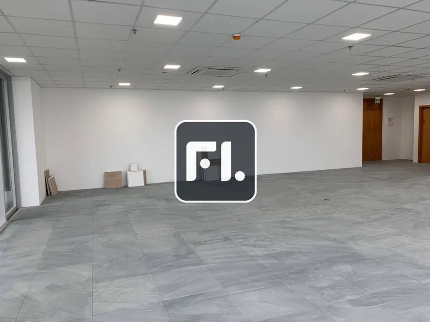 Foto 1 de Sala Comercial para alugar, 156m² em Chácara Santo Antônio, São Paulo