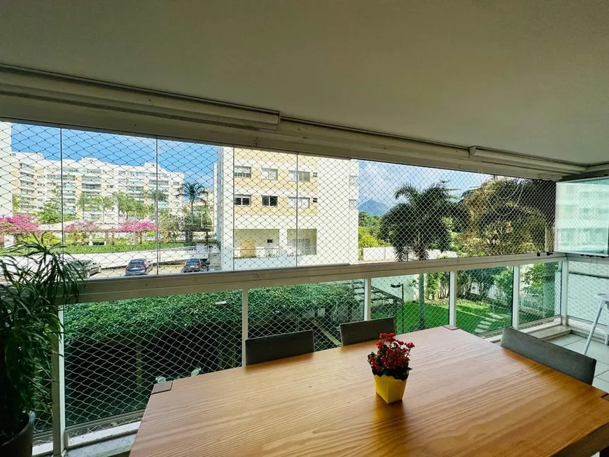 Foto 1 de Apartamento com 3 Quartos à venda, 107m² em Barra da Tijuca, Rio de Janeiro