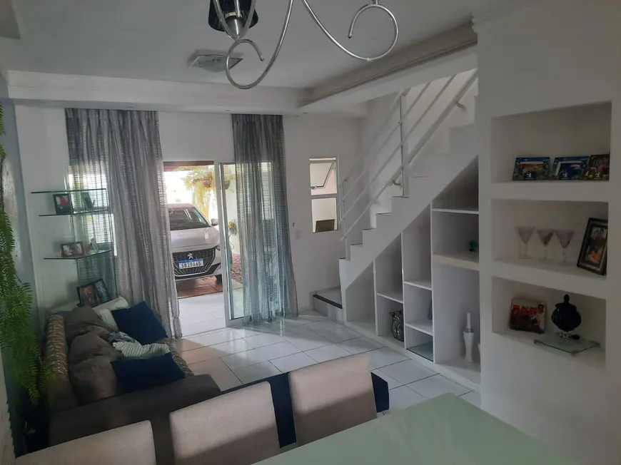 Foto 1 de Casa com 3 Quartos à venda, 119m² em Lagoa Redonda, Fortaleza