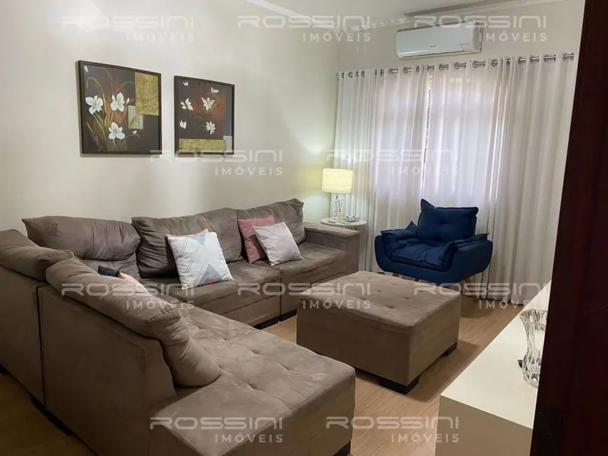 Foto 1 de Casa com 4 Quartos à venda, 200m² em Jardinopolis, Jardinópolis