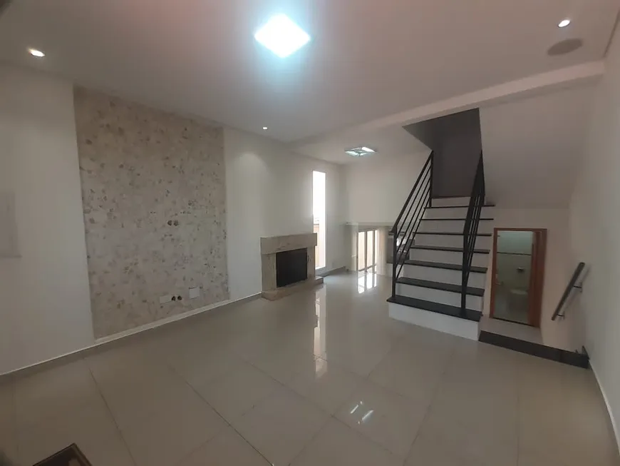 Foto 1 de Casa de Condomínio com 3 Quartos à venda, 180m² em Jardim Monte Alegre, São Paulo