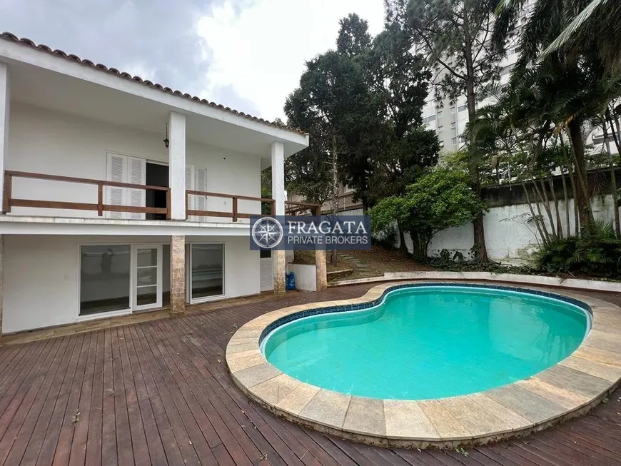 Foto 1 de Casa com 3 Quartos para venda ou aluguel, 650m² em Alto Da Boa Vista, São Paulo