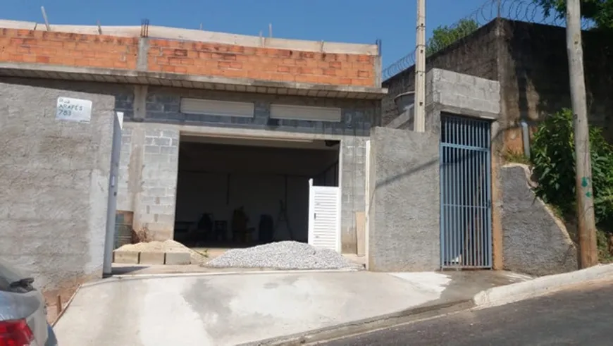 Foto 1 de Galpão/Depósito/Armazém para alugar, 150m² em Chácara Jaguari Fazendinha, Santana de Parnaíba