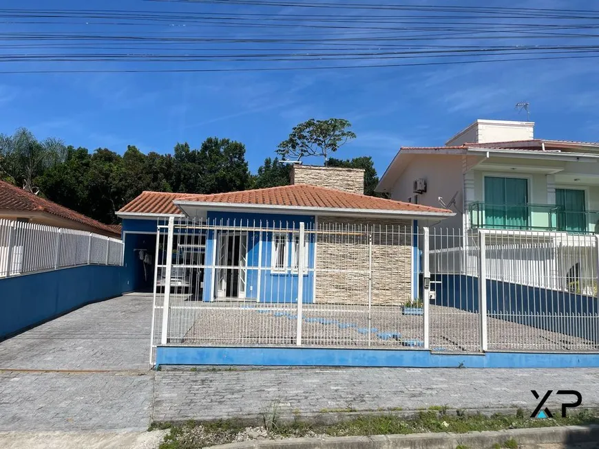 Foto 1 de Casa com 3 Quartos à venda, 169m² em Centro, Santo Amaro da Imperatriz