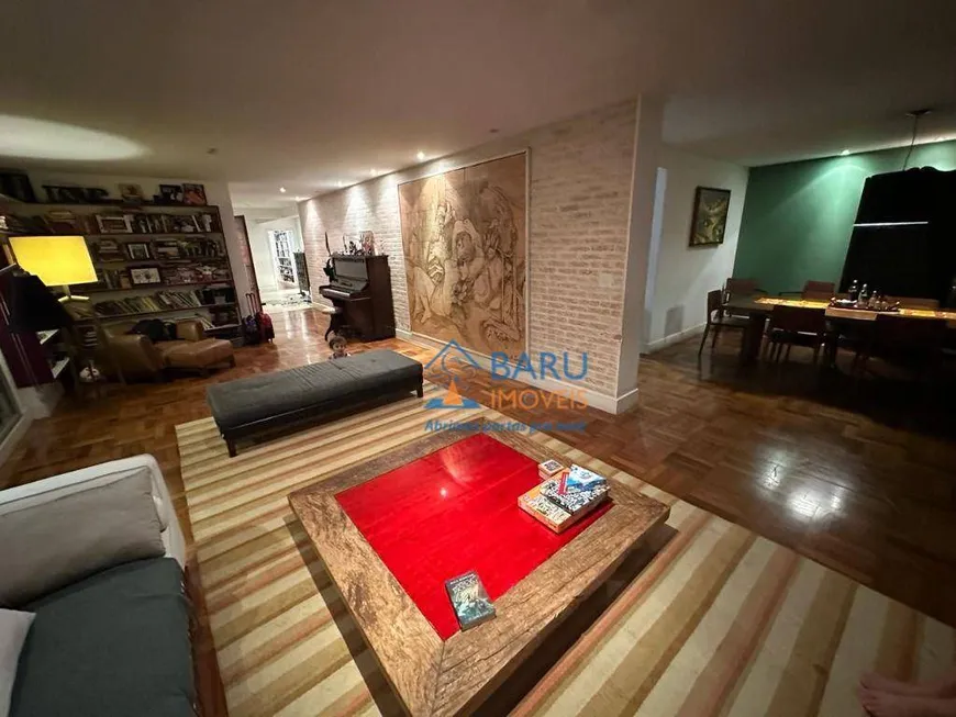 Foto 1 de Apartamento com 3 Quartos à venda, 270m² em Higienópolis, São Paulo