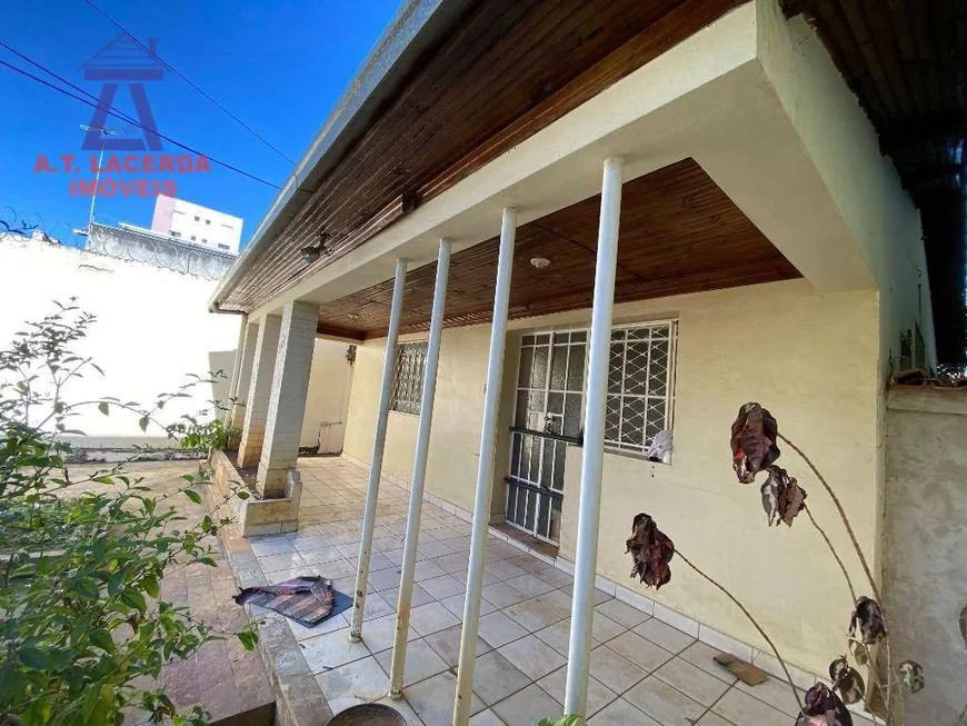 Foto 1 de Casa com 3 Quartos para venda ou aluguel, 295m² em Centro, Montes Claros