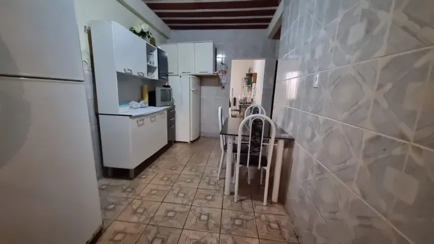 Foto 1 de Casa com 2 Quartos à venda, 70m² em São Pedro, Juiz de Fora