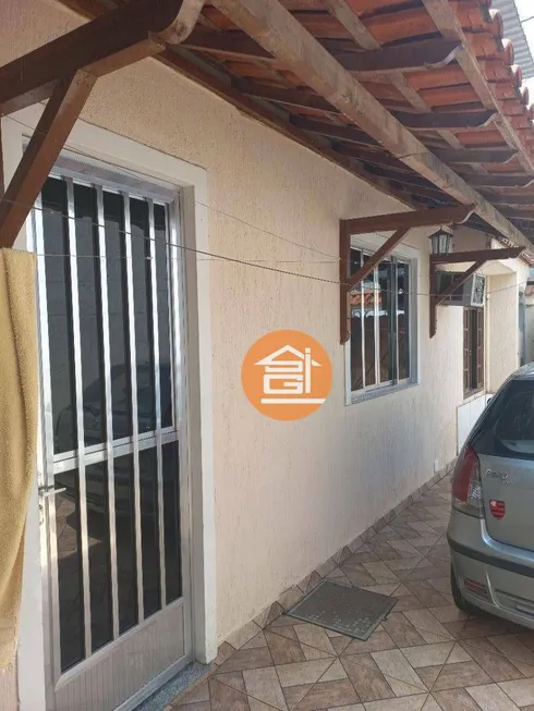 Foto 1 de Casa com 2 Quartos para alugar, 70m² em Pacheco, São Gonçalo
