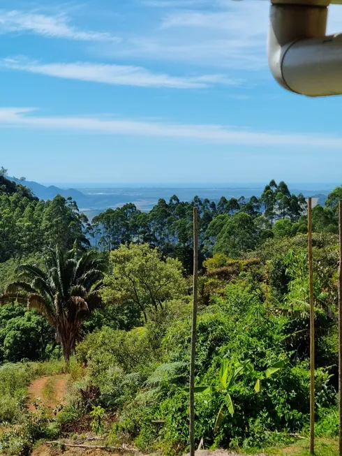 Foto 1 de Fazenda/Sítio com 1 Quarto à venda, 200m² em , Santa Leopoldina