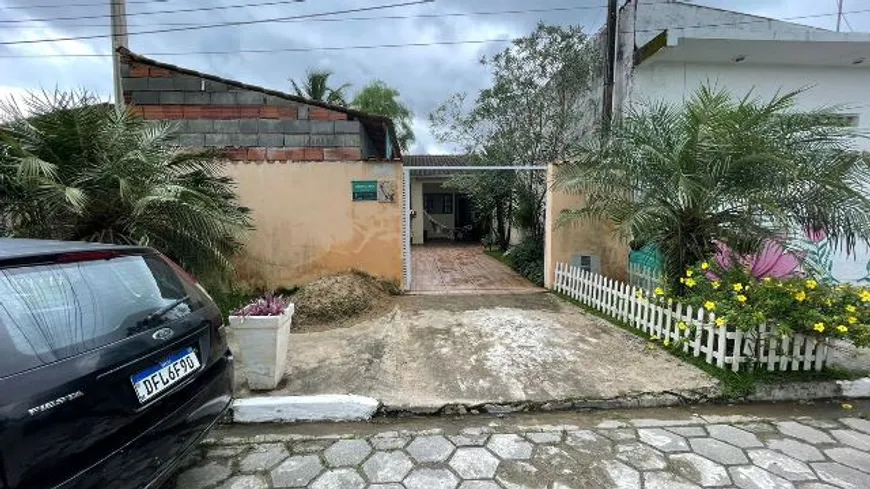 Foto 1 de Casa com 2 Quartos à venda, 100m² em Balneário Gaivotas, Itanhaém