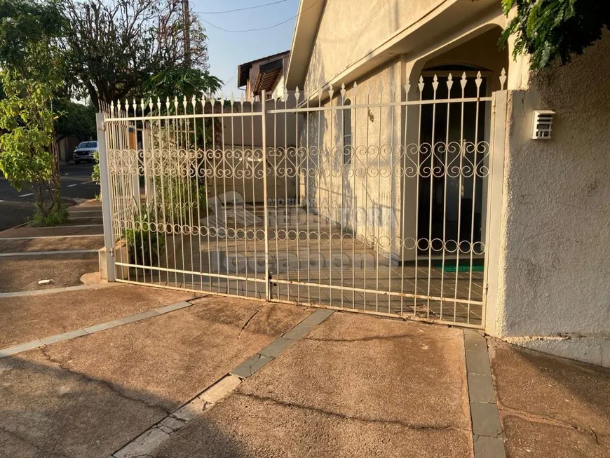 Foto 1 de Casa com 3 Quartos à venda, 185m² em Vila Diniz, São José do Rio Preto