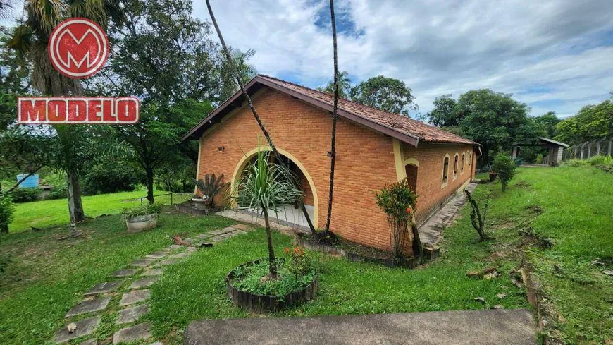 Foto 1 de Fazenda/Sítio com 3 Quartos à venda, 200m² em , São Pedro