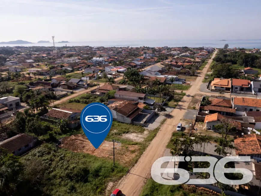 Foto 1 de Lote/Terreno à venda, 337m² em Salinas, Balneário Barra do Sul