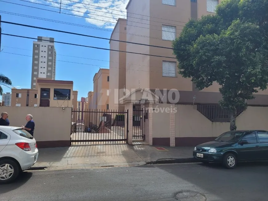 Foto 1 de Apartamento com 3 Quartos para alugar, 80m² em Jardim Sao Carlos, São Carlos