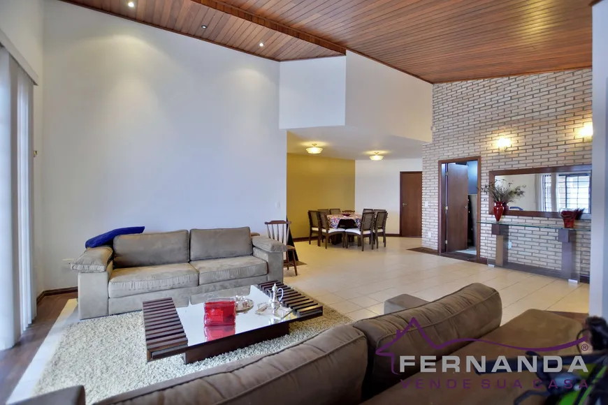 Foto 1 de Casa com 3 Quartos à venda, 400m² em Lago Norte, Brasília