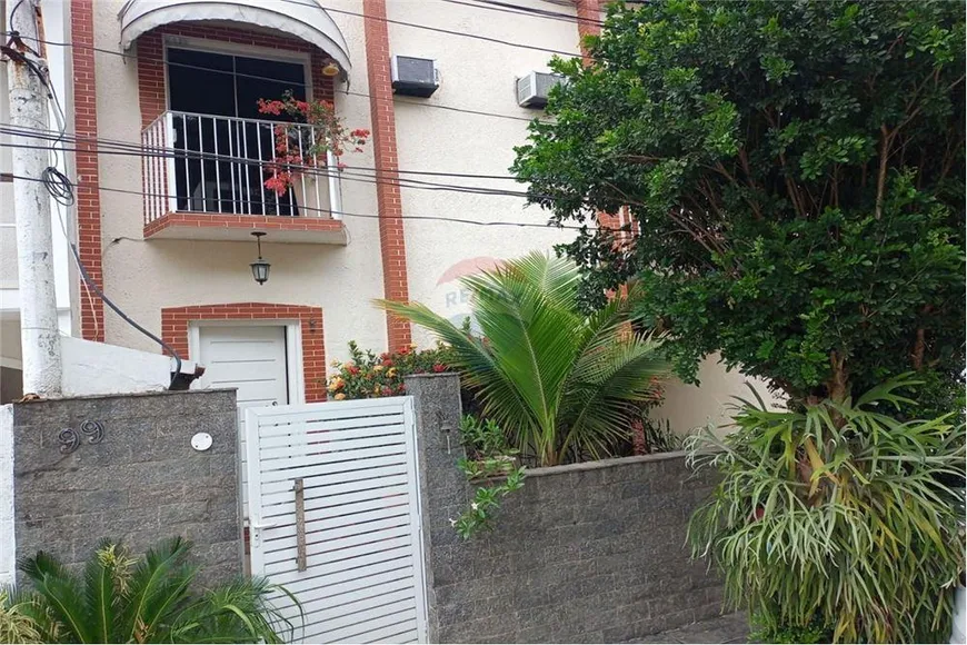 Foto 1 de Casa com 4 Quartos à venda, 179m² em Jacarepaguá, Rio de Janeiro