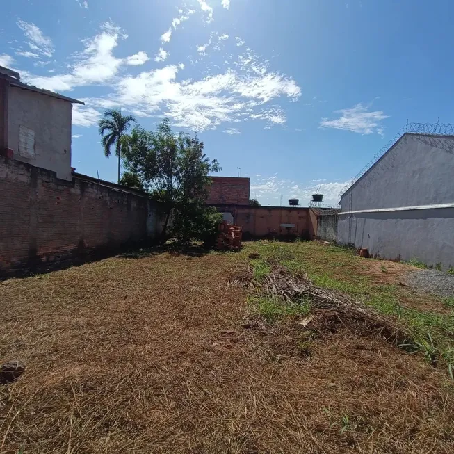 Foto 1 de Lote/Terreno à venda, 383m² em Jardim Mariliza, Goiânia