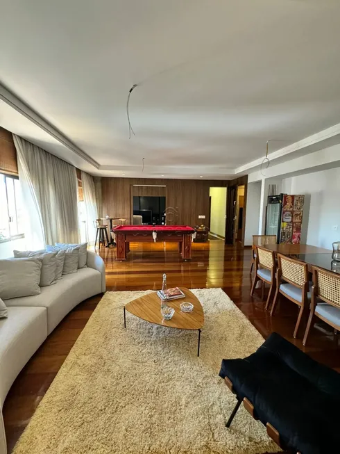 Foto 1 de Apartamento com 3 Quartos à venda, 202m² em Centro, São José do Rio Preto