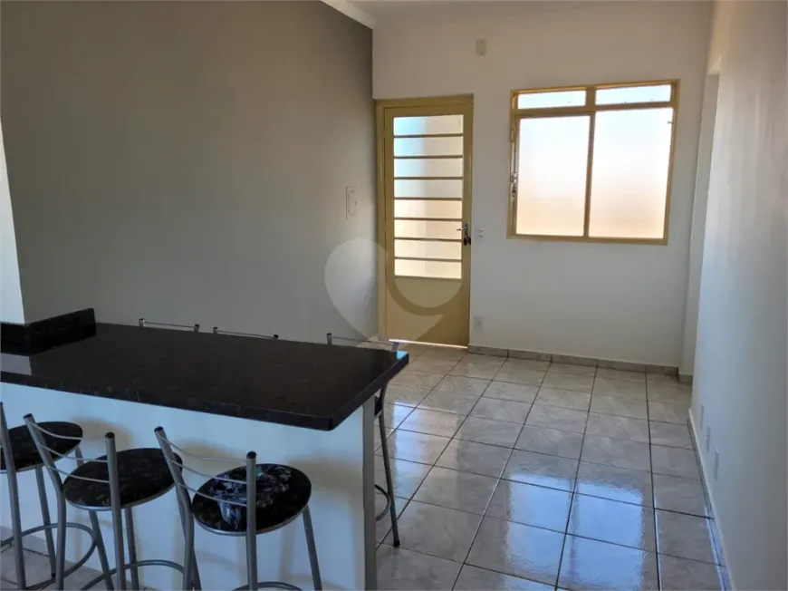 Foto 1 de Apartamento com 2 Quartos à venda, 45m² em Jardim das Torres, São Carlos