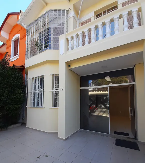 Foto 1 de Casa com 5 Quartos para venda ou aluguel, 140m² em Vila Clementino, São Paulo