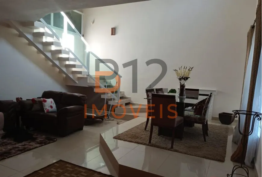 Foto 1 de Casa de Condomínio com 3 Quartos à venda, 306m² em Rio Abaixo, Mairiporã