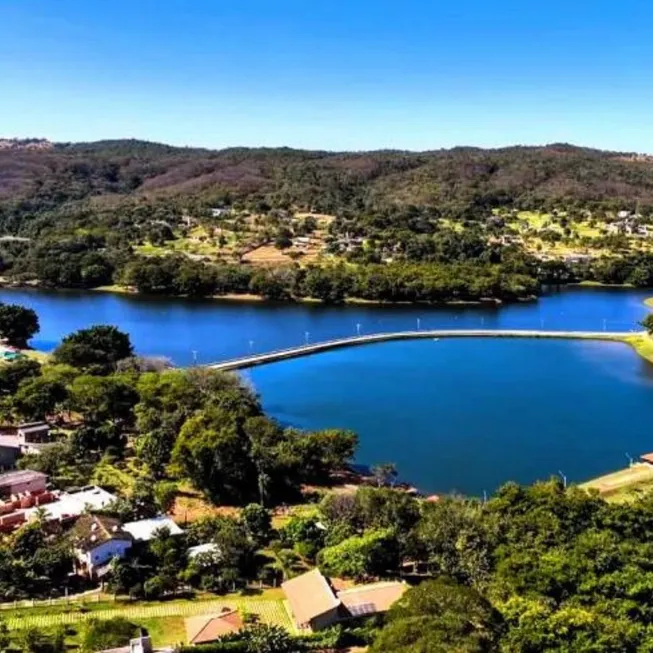 Foto 1 de Fazenda/Sítio à venda, 2000m² em Condomínio Águas da serra, Hidrolândia