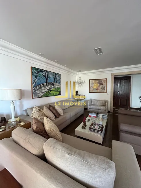 Foto 1 de Apartamento com 3 Quartos à venda, 225m² em Itaigara, Salvador